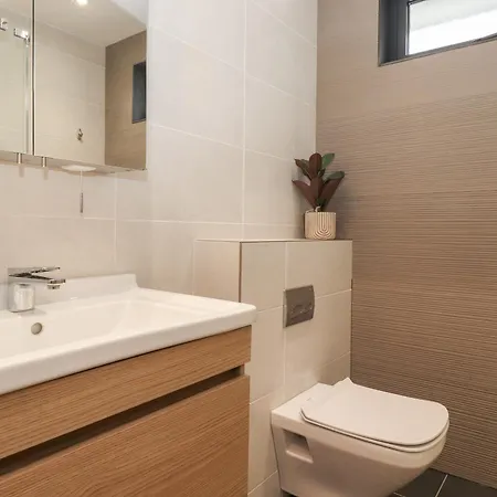 Yonder Lea Windermere